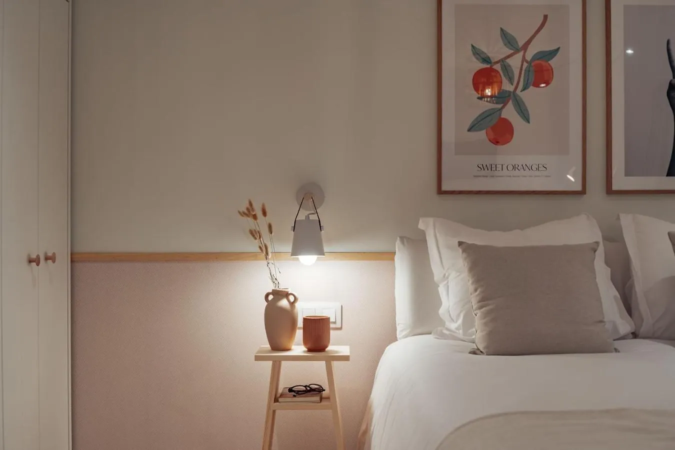 Casa Lennon Apartment Barcelona